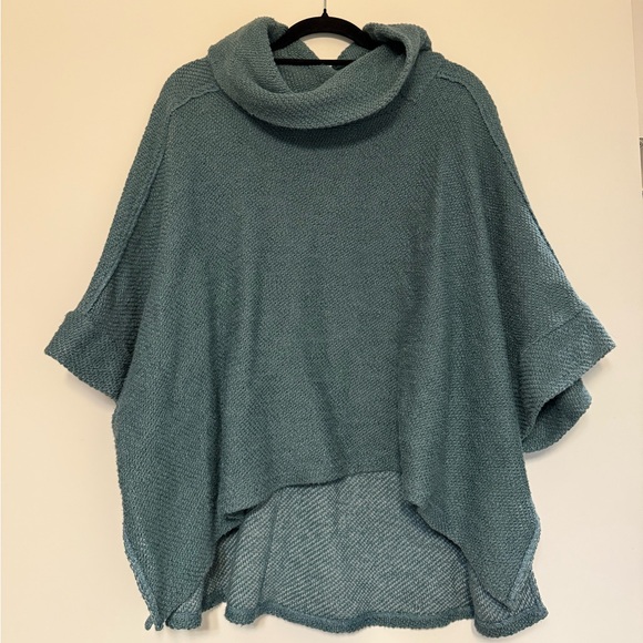 We the Free Teal Sweater/Poncho - Picture 1 of 4